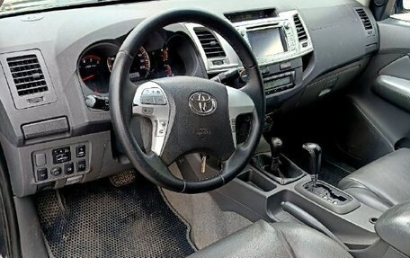 Toyota Hilux VII, 2012 год, 1 795 000 рублей, 5 фотография