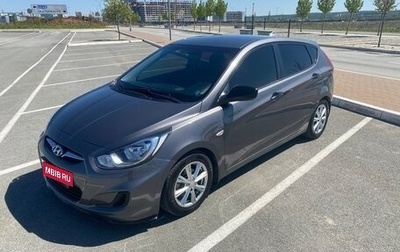 Hyundai Solaris II рестайлинг, 2012 год, 720 000 рублей, 1 фотография