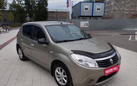 Renault Sandero I, 2012 год, 549 999 рублей, 1 фотография