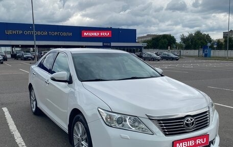 Toyota Camry, 2013 год, 1 900 000 рублей, 1 фотография