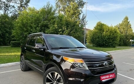 Ford Explorer VI, 2012 год, 2 500 000 рублей, 2 фотография