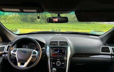 Ford Explorer VI, 2012 год, 2 500 000 рублей, 13 фотография