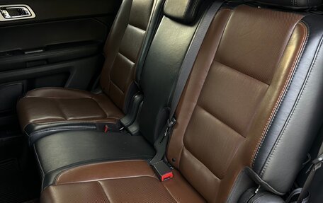 Ford Explorer VI, 2012 год, 2 500 000 рублей, 15 фотография