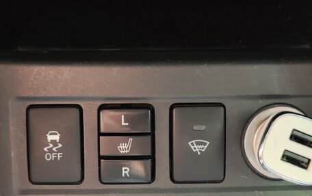 Toyota RAV4, 2010 год, 1 200 000 рублей, 17 фотография