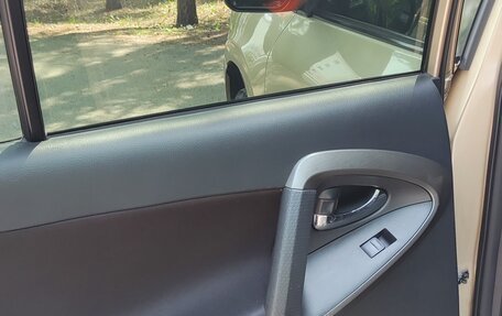 Toyota RAV4, 2010 год, 1 200 000 рублей, 23 фотография