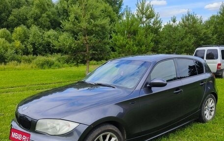 BMW 1 серия, 2005 год, 850 000 рублей, 4 фотография