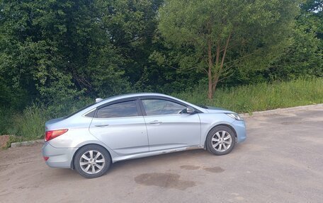 Hyundai Solaris II рестайлинг, 2012 год, 590 000 рублей, 4 фотография