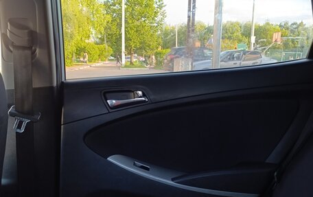 Hyundai Solaris II рестайлинг, 2012 год, 590 000 рублей, 11 фотография