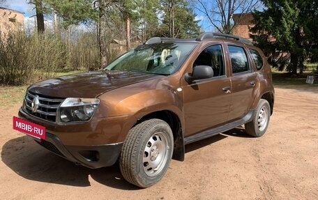 Renault Duster I рестайлинг, 2013 год, 730 000 рублей, 2 фотография