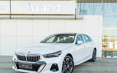 BMW 5 серия, 2024 год, 9 790 000 рублей, 2 фотография