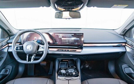 BMW 5 серия, 2024 год, 9 790 000 рублей, 12 фотография