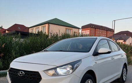Hyundai Solaris II рестайлинг, 2018 год, 1 100 000 рублей, 9 фотография