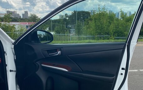 Toyota Camry, 2013 год, 1 900 000 рублей, 10 фотография