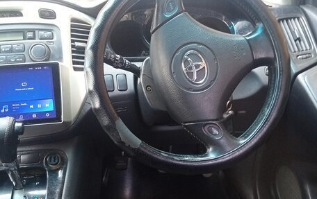 Toyota Kluger I, 2003 год, 1 000 000 рублей, 6 фотография