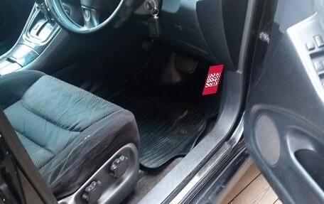 Toyota Kluger I, 2003 год, 1 000 000 рублей, 16 фотография