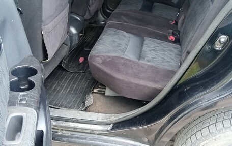 Toyota Kluger I, 2003 год, 1 000 000 рублей, 36 фотография