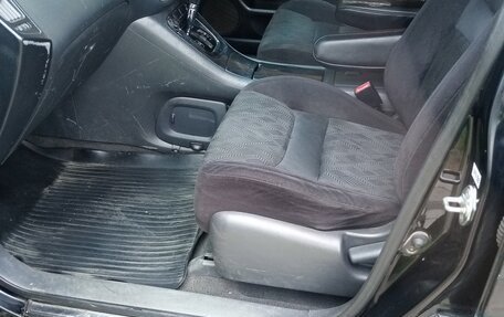 Toyota Kluger I, 2003 год, 1 000 000 рублей, 24 фотография