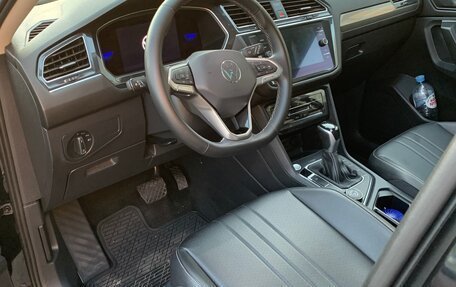 Volkswagen Tiguan II, 2021 год, 3 000 000 рублей, 5 фотография