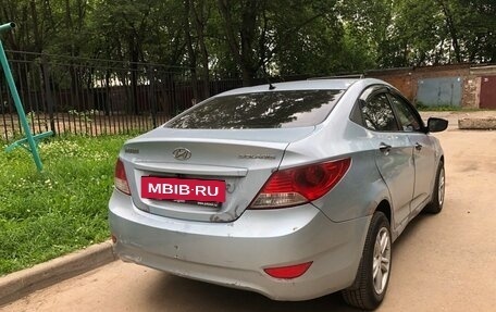Hyundai Solaris II рестайлинг, 2012 год, 365 000 рублей, 2 фотография