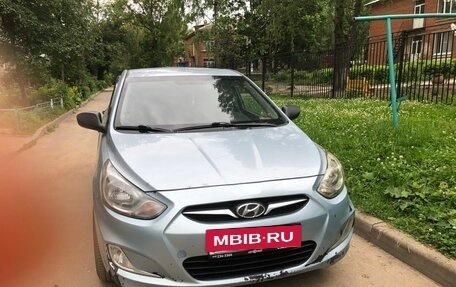 Hyundai Solaris II рестайлинг, 2012 год, 365 000 рублей, 4 фотография