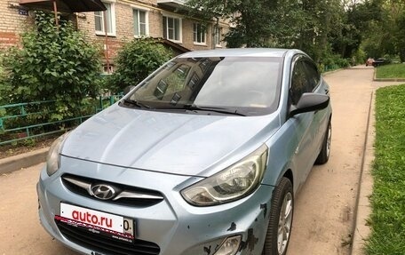 Hyundai Solaris II рестайлинг, 2012 год, 365 000 рублей, 5 фотография