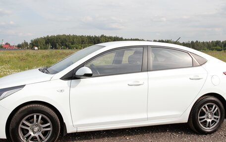 Hyundai Solaris II рестайлинг, 2018 год, 1 250 000 рублей, 4 фотография