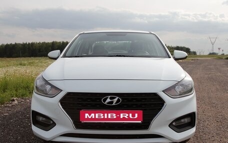 Hyundai Solaris II рестайлинг, 2018 год, 1 250 000 рублей, 3 фотография