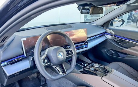 BMW 5 серия, 2024 год, 8 790 000 рублей, 4 фотография