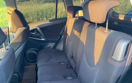 Toyota RAV4, 2008 год, 1 100 000 рублей, 13 фотография