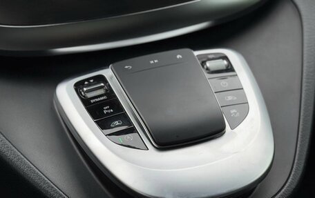 Mercedes-Benz V-Класс, 2021 год, 8 350 000 рублей, 21 фотография