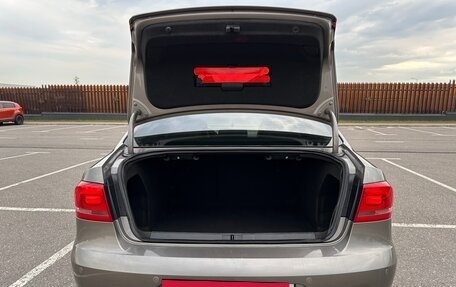 Volkswagen Passat B7, 2011 год, 900 000 рублей, 5 фотография