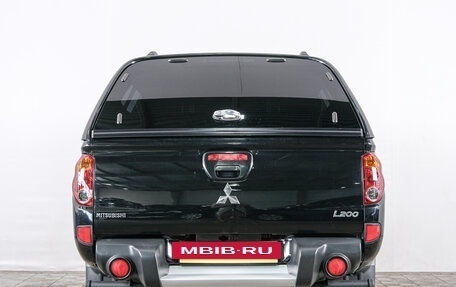 Mitsubishi L200 IV рестайлинг, 2014 год, 2 279 000 рублей, 6 фотография