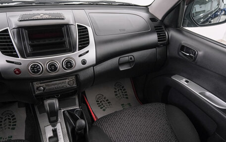 Mitsubishi L200 IV рестайлинг, 2014 год, 2 279 000 рублей, 12 фотография