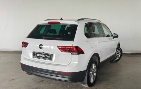 Volkswagen Tiguan II, 2017 год, 2 375 000 рублей, 4 фотография