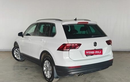 Volkswagen Tiguan II, 2017 год, 2 375 000 рублей, 6 фотография