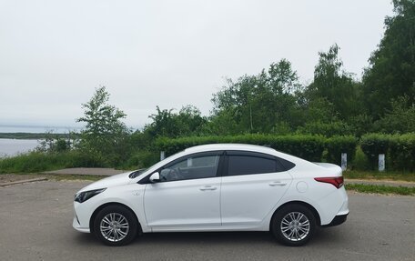 Hyundai Solaris II рестайлинг, 2021 год, 1 600 000 рублей, 6 фотография