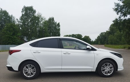 Hyundai Solaris II рестайлинг, 2021 год, 1 600 000 рублей, 9 фотография