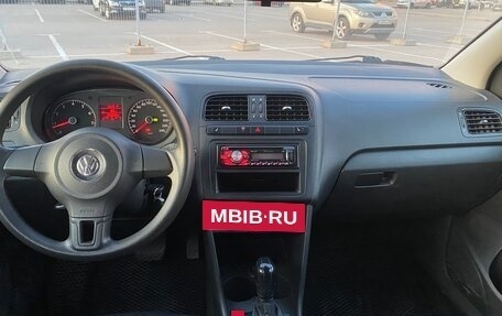 Volkswagen Polo VI (EU Market), 2011 год, 585 000 рублей, 5 фотография
