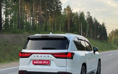 Lexus LX, 2022 год, 15 300 000 рублей, 10 фотография