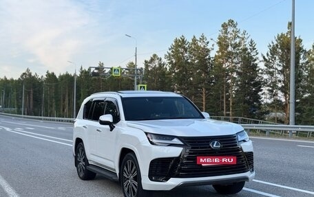 Lexus LX, 2022 год, 15 300 000 рублей, 24 фотография