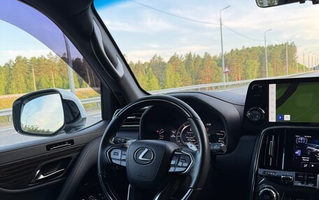 Lexus LX, 2022 год, 15 300 000 рублей, 31 фотография