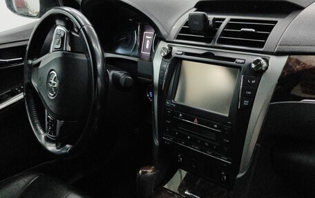 Toyota Camry, 2016 год, 2 300 000 рублей, 7 фотография