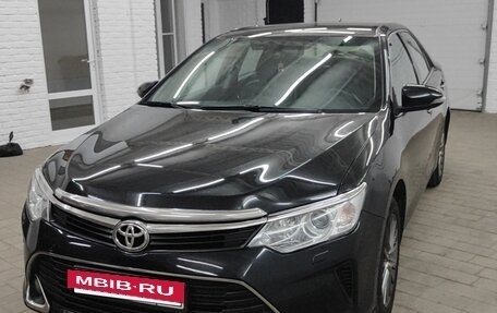 Toyota Camry, 2016 год, 2 300 000 рублей, 2 фотография