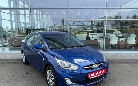 Hyundai Solaris II рестайлинг, 2013 год, 599 000 рублей, 2 фотография