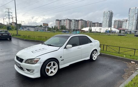 Lexus IS II рестайлинг 2, 2001 год, 2 300 000 рублей, 2 фотография