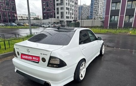 Lexus IS II рестайлинг 2, 2001 год, 2 300 000 рублей, 4 фотография