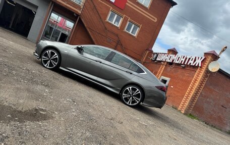 Opel Insignia II рестайлинг, 2018 год, 2 200 000 рублей, 2 фотография
