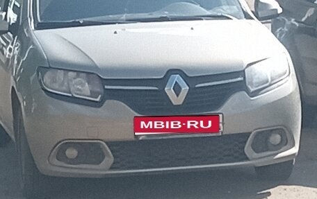 Renault Sandero II рестайлинг, 2015 год, 680 000 рублей, 1 фотография