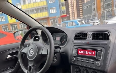 Volkswagen Polo VI (EU Market), 2011 год, 500 000 рублей, 8 фотография