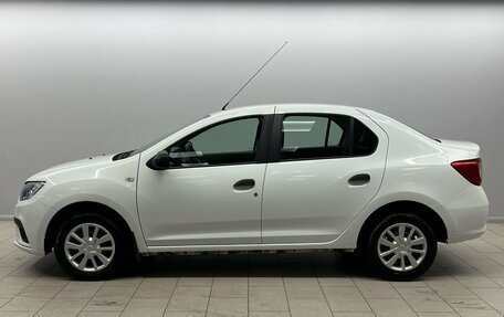 Renault Logan II, 2018 год, 949 000 рублей, 3 фотография